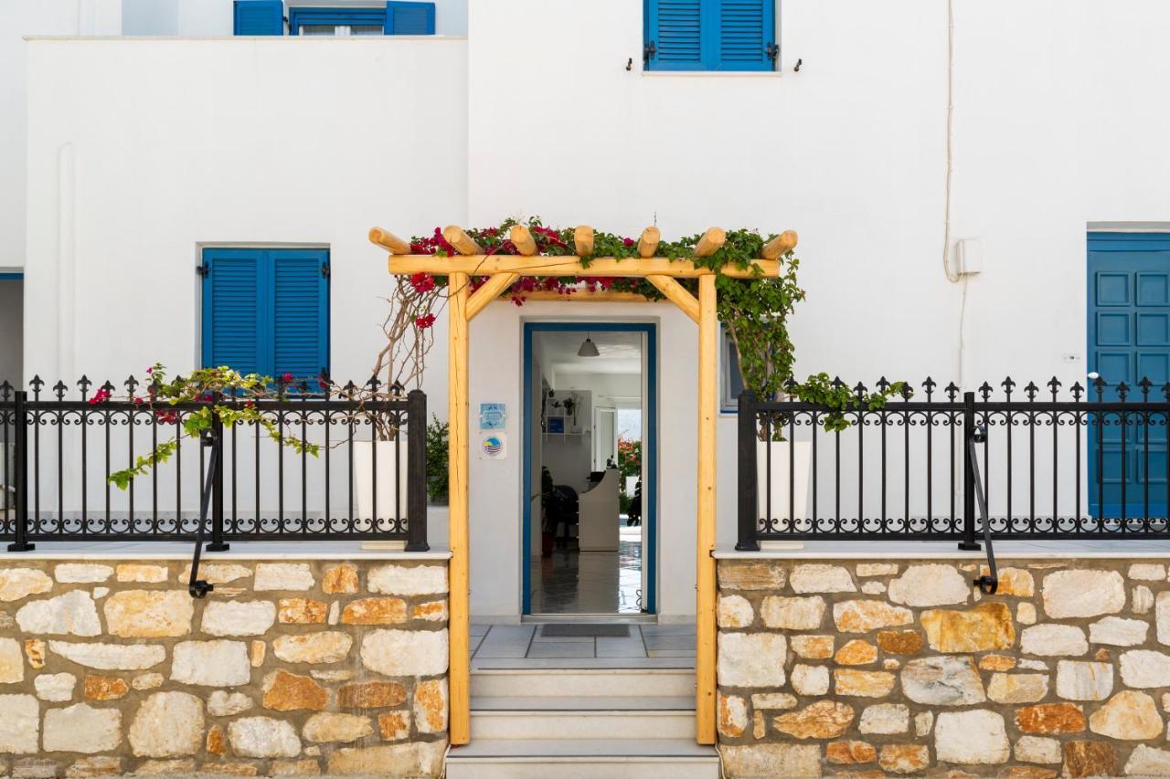 Ikaros Studios & Apartments Naxos City Exteriör bild