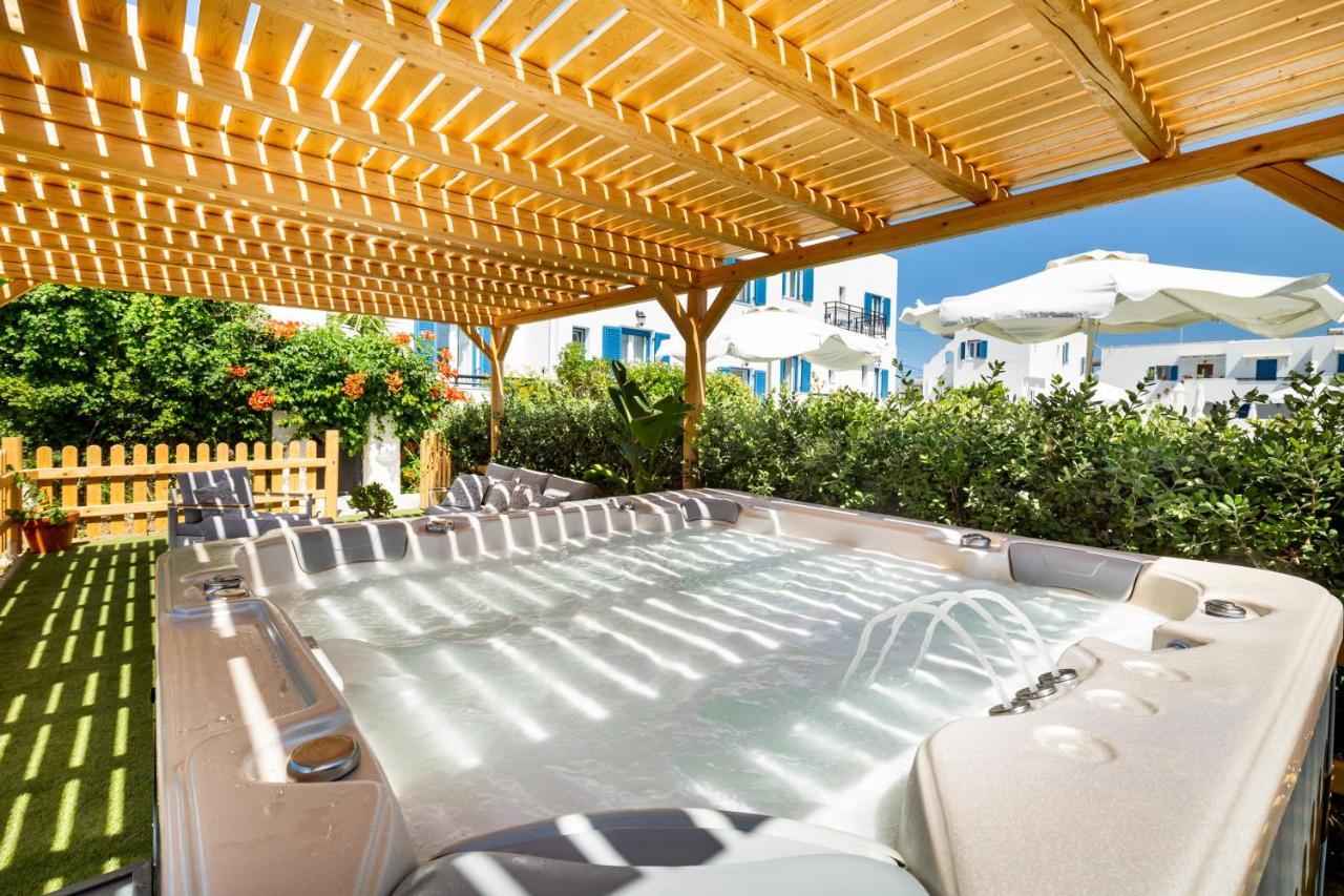 Ikaros Studios & Apartments Naxos City Exteriör bild